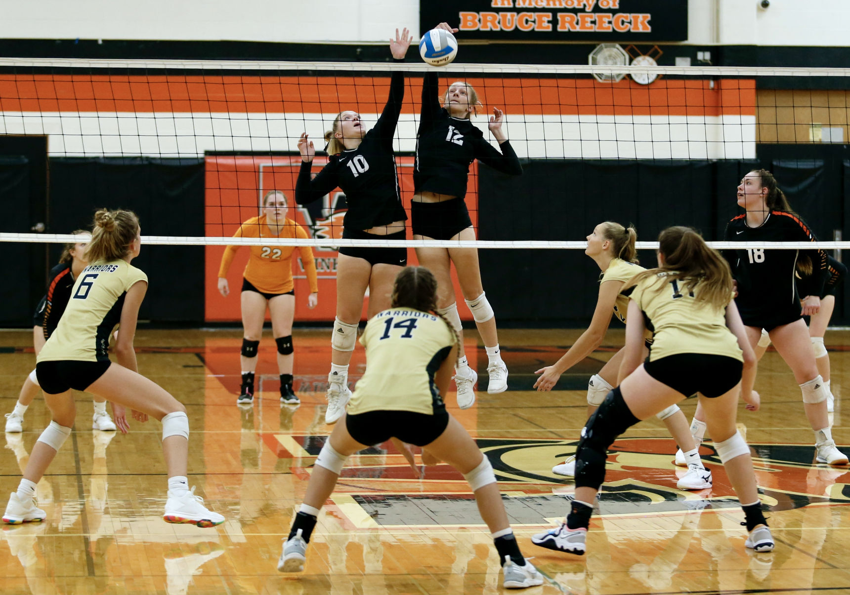 Photos: Winhawk Volleyball vs Caledonia